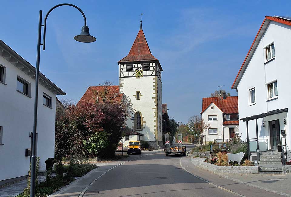 Ortsmitte in Bronnholzheim