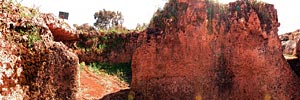 Grabkammmern in Anghelo Ruiu