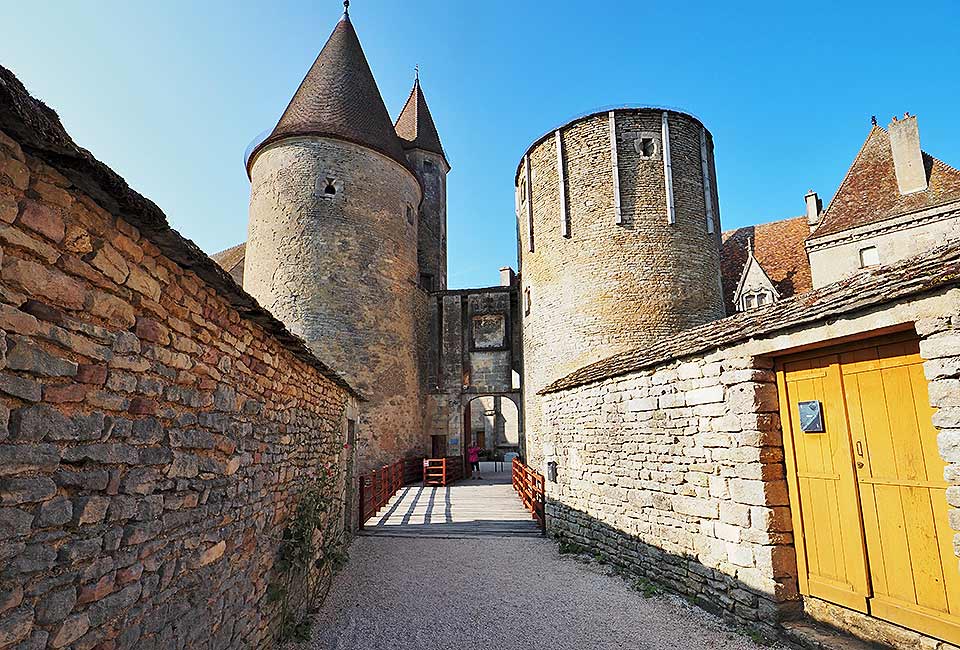 Die mittelalterliche Burganlage in Chateauneuf
